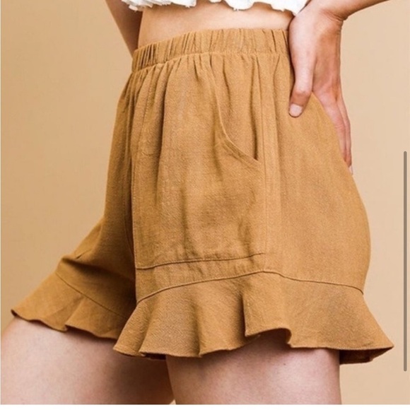 Umgee Tan Linen Ruffle Mini Pull On Elastic Waist Shorts - Picture 1 of 8